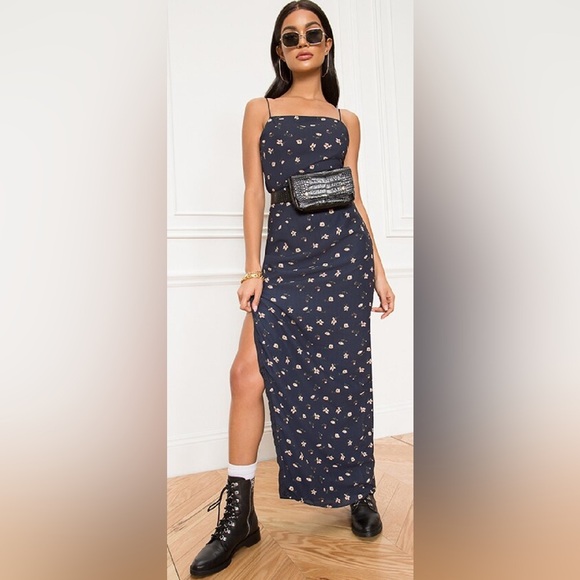 superdown Beth Maxi Dress in Navy Floral - Size S - Picture 1 of 3